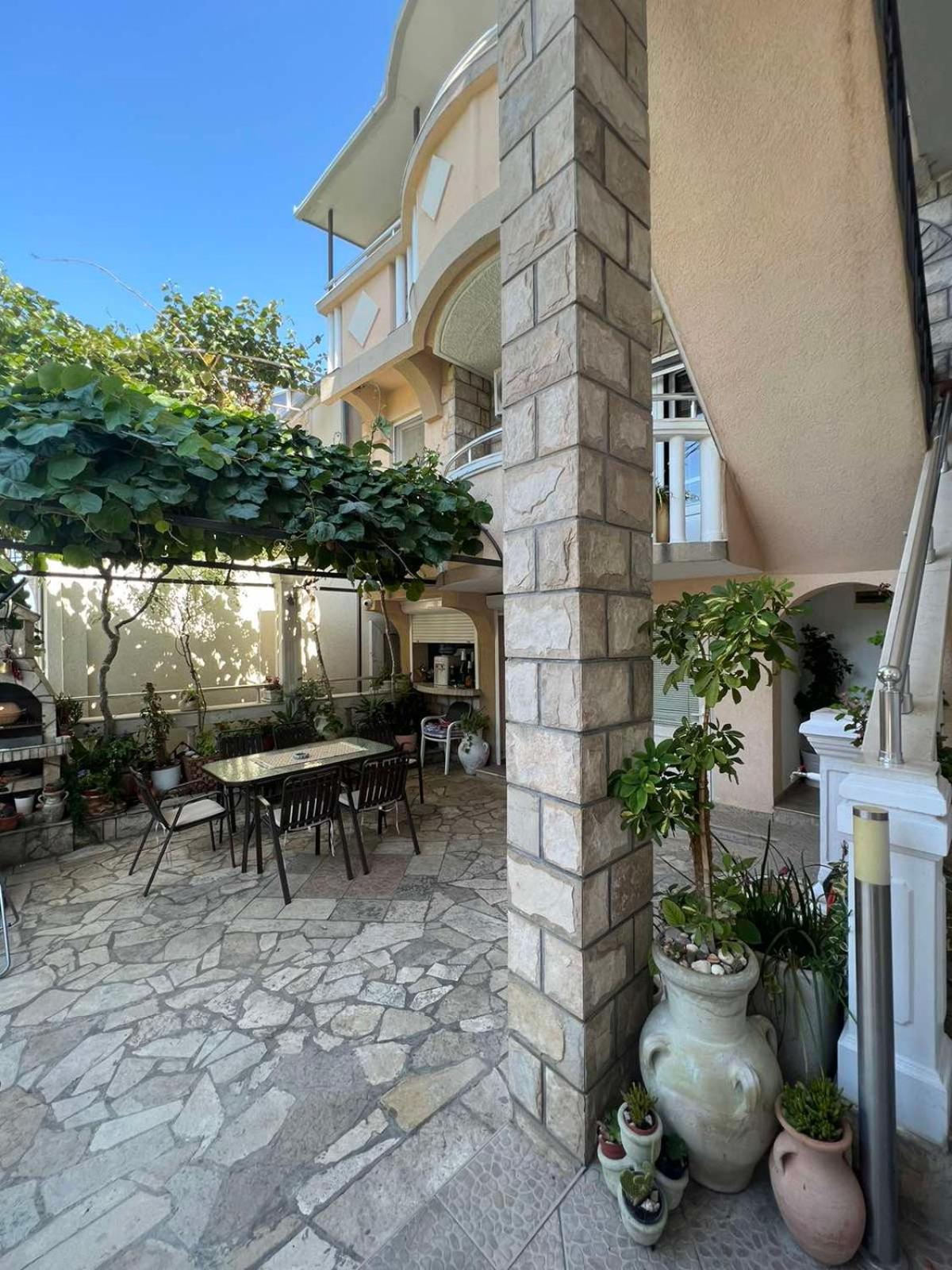 Apartments Moracanin سوتوموري المظهر الخارجي الصورة