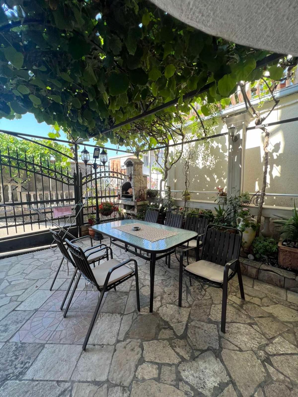 Apartments Moracanin سوتوموري المظهر الخارجي الصورة