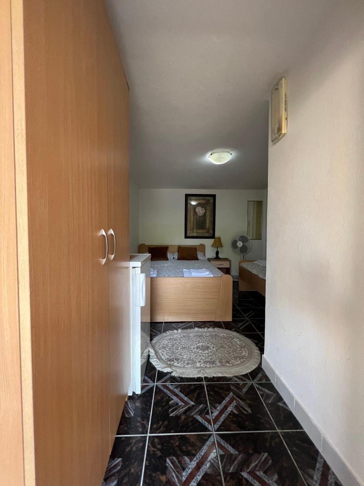 Apartments Moracanin سوتوموري المظهر الخارجي الصورة